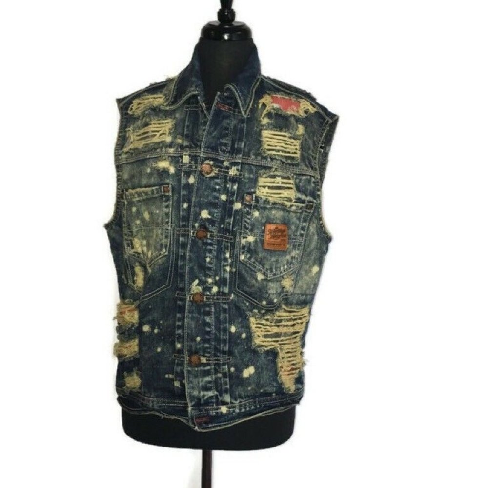 The Heritage America Womens Vest Blue Buttons Dist
